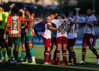 Fluminense e Atlético-GO vencem e abrem vantagem na 3ª fase da Copa do Brasil
