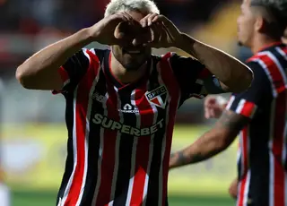 Libertadores: Botafogo supera time do Equador e São Paulo vai às oitavas