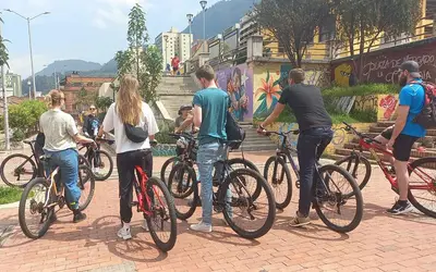 Veja dicas para você conhecer Bogotá sobre duas rodas