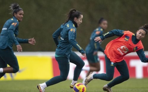01selecao_feminina_treino_franca.jpg