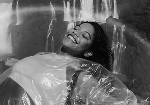 1751308554_juliana_marinspb03.jpg