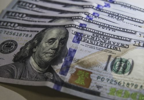 1777590101_dolar_moeda_0803221210.jpg