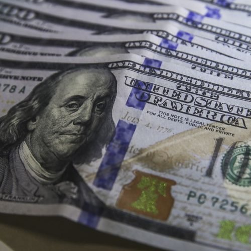 1777590101_dolar_moeda_0803221210.jpg