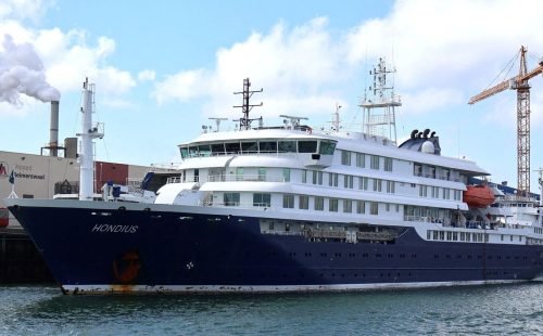 1777997074_2026-05-04t062510z_87233319_rc2njea5itp6_rtrmadp_3_cruiseship-hantavirus.jpg