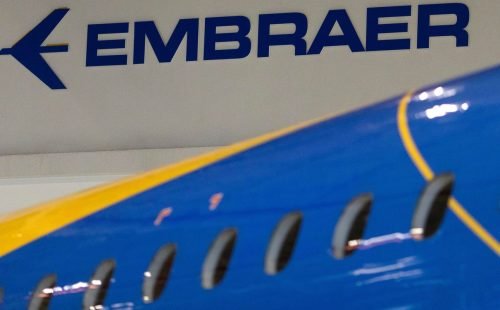 2019-01-10t214347z_1645656956_rc19fda02af0_rtrmadp_3_embraer-m-a-boeing.jpg