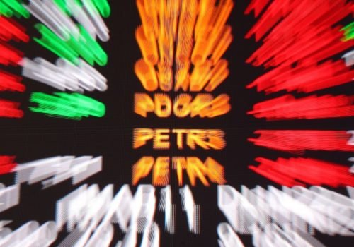 2021-10-19t202053z_1211697182_rc25dq9bcpf7_rtrmadp_3_brazil-economy.jpg
