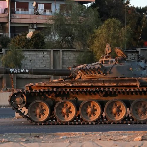 2024-12-08t154203z_302751294_rc22lbatpi3g_rtrmadp_3_syria-security.jpg