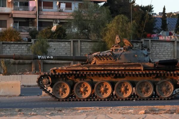 2024-12-08t154203z_302751294_rc22lbatpi3g_rtrmadp_3_syria-security.jpg