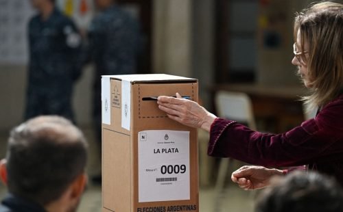 2025-10-26t123920z_608778941_rc2ojhafoii9_rtrmadp_3_argentina-election.jpg 2025-10-26t123920z_608778941_rc2ojhafoii9_rtrmadp_3_argentina-election.jpg