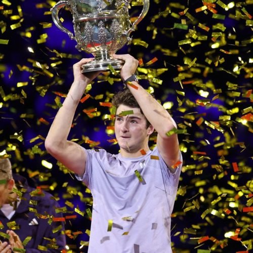 2025-10-26t162356z_914867421_up1elaq19jurf_rtrmadp_3_tennis-basel.jpg