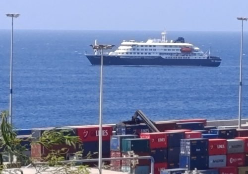 2026-05-04t210624z_1_lynxmpem431ca_rtroptp_4_cruiseship-hantavirus-update.jpg