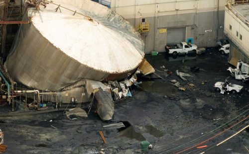 2026-05-27t165459z_1227551878_rc28hlat5gvy_rtrmadp_3_usa-washington-chemical-tank.jpg