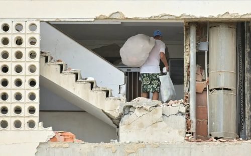 2026-06-29t020457z_224324042_rc283maogbk6_rtrmadp_3_venezuela-quakea.jpg
