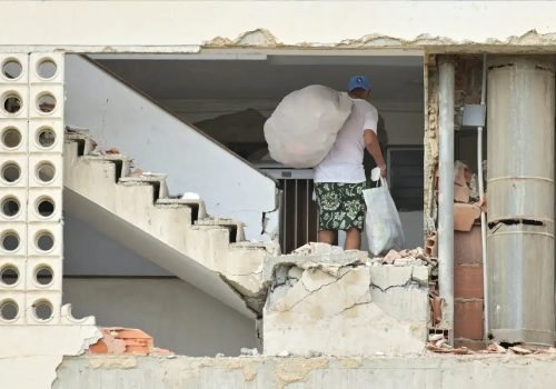 2026-06-29t020457z_224324042_rc283maogbk6_rtrmadp_3_venezuela-quakea.jpg