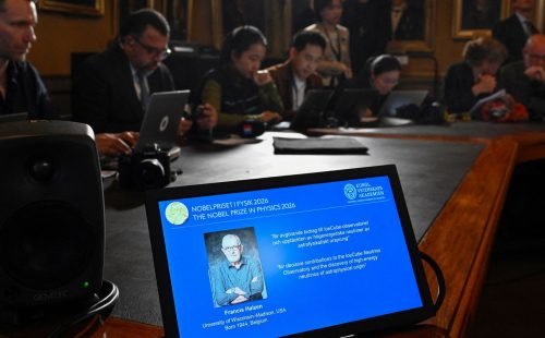 2026-10-06t103854z_1206907814_rc2mxnajfnek_rtrmadp_3_nobel-prize-physics.jpg
