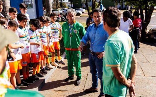 21-07-2025-gabinete-jovens-projeto-nascer-sub13-sub11-19-768x512.jpg