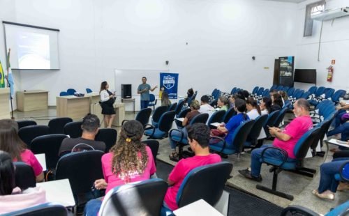 25-09-2025-gesau-entrega-equipamentos-capacitacao-3777-768x512.jpg