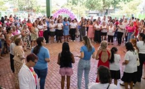 Homenagens a Mulheres