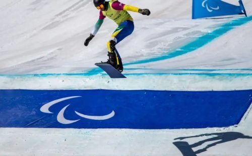 andre_barbieri_snowboarder_paralimpiada_2026.jpg