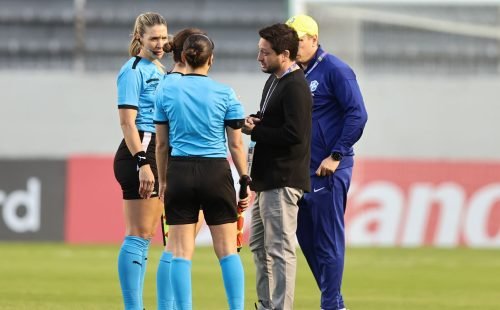 arthur_elias_arbitragem_copa_america_fem_2025.jpg