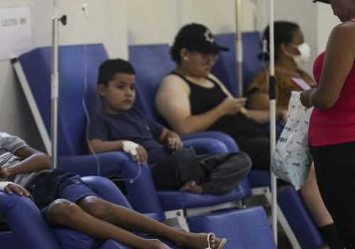 atendimento-dengue-df_mcamgo_abr_26022024.jpg