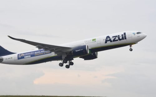 aviao_azul_vacina_india_2.jpg