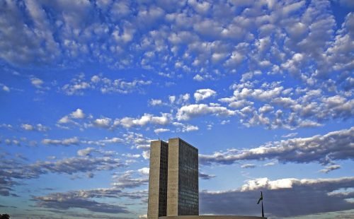 brasilia_congresso_nuvens_e_0416202217_2.jpg