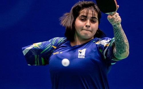 bruna_alexandre_mesatenista_paralimpica_0.jpg