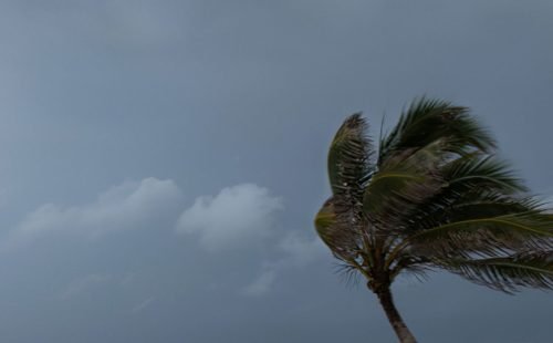 ciclone_provoca_chuva_forte_nos_estados_do_rio_de_janeiro_e_sao_paulo.jpg