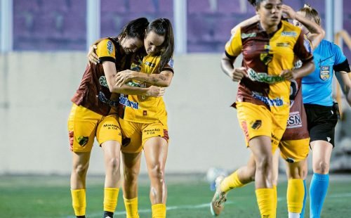 com_menos_de_dois_anos_de_vida_planalto-go_conquista_feminino_a3a.jpg