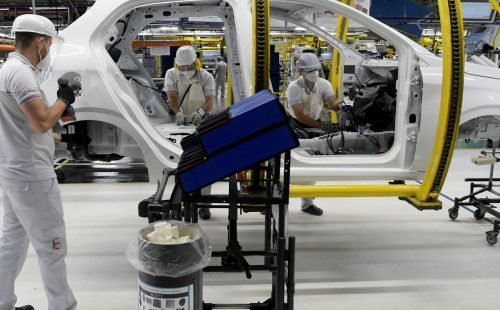 coronavirus_industria_automobilistica_fabrica2005200369.jpg