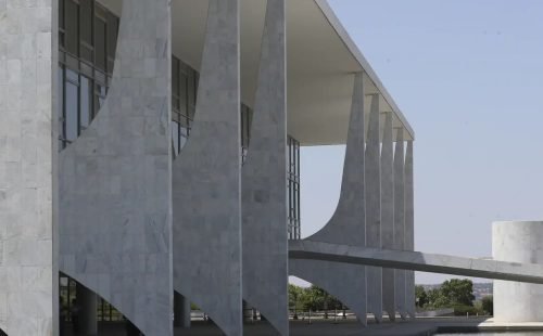 fachada_do_palacio_do_planalto_antcrz_abr_2709221136.jpg