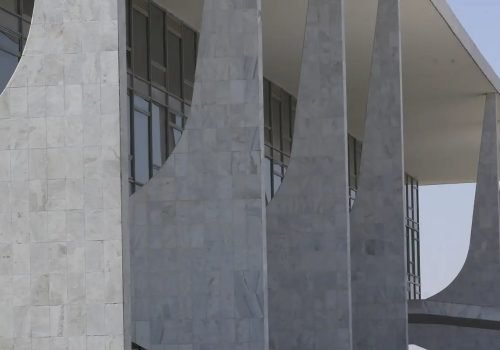 fachada_do_palacio_do_planalto_antcrz_abr_2709221137.jpg