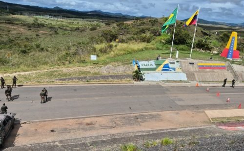 fronteira_venezuela_-_brasil_01.jpg