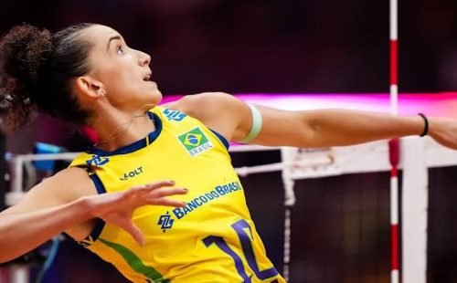 gabi_guimaraes_selecao_volei.jpg