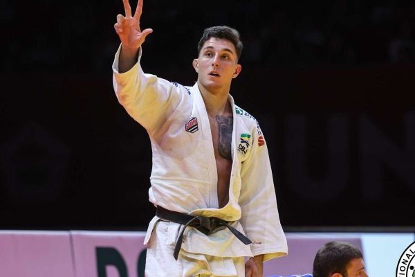 guilherme_smichdt_ouro_grand_slam_budapeste_2026.jpg
