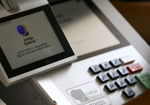 lacracao-urnas-eletronicas_mcamgo_abr_210920221818-12.jpg