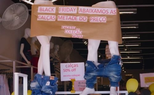 manual-basico-da-educacao-financeira-01-credito-produtora-brasileira-divulgacao.jpg