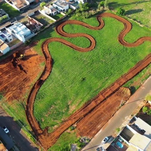 pista-de-bike-cross-768x512.jpeg