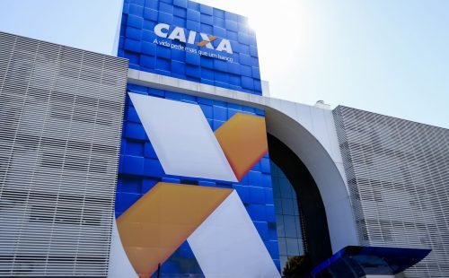 predio_da_caixa_economica_federal_170120182637.jpg