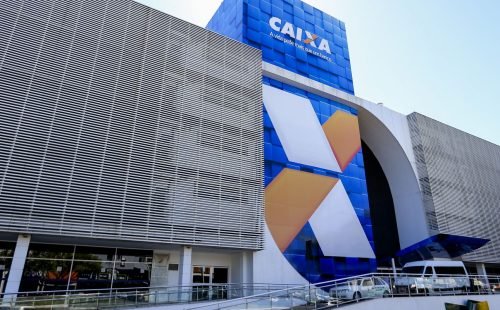 predio_da_caixa_economica_federal_170120182641.jpg