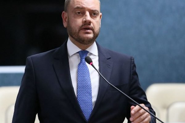 ricardo-couto-de-castro.jpg