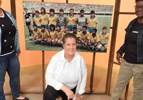 sem_censura_da_tv_brasil_recebe_pioneiras_do_futebol_feminino_a_um_ano_da_copa_do_mundo_da_modalidad.webp