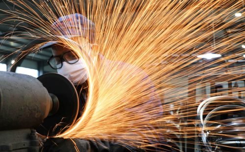 usina_siderurgica_mascara_de_protecao_industria.jpg