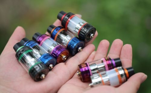 vape-3417398.jpg