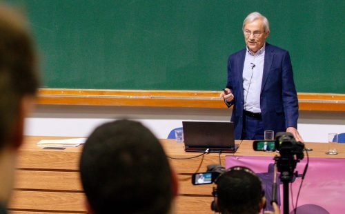 vencedor_do_premio_nobel_de_economia_de_2010_christopher_pissarides.jpg