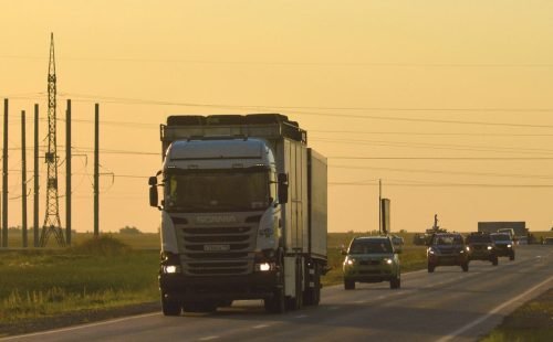 vladimir_fayl-car-4104405.jpg